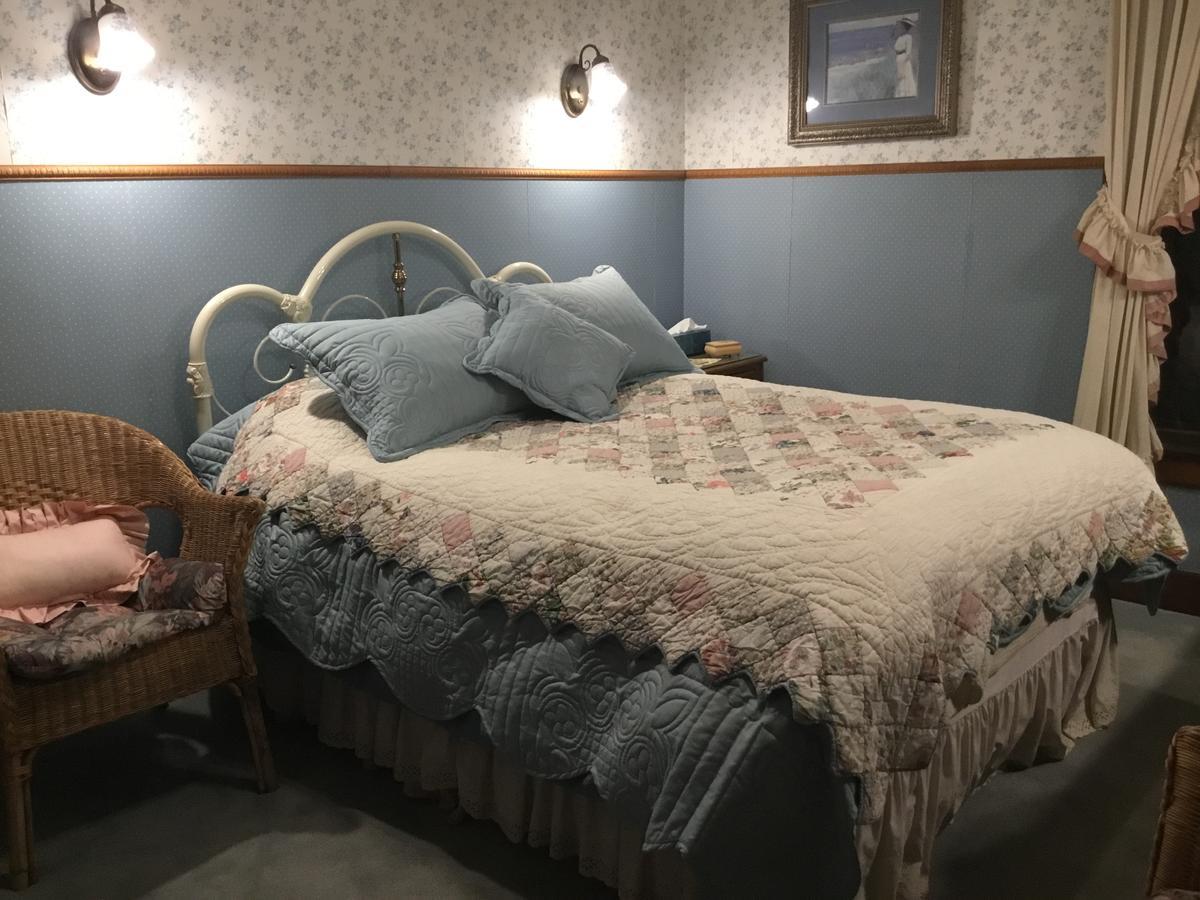 Allen House Inn Amherst Bagian luar foto
