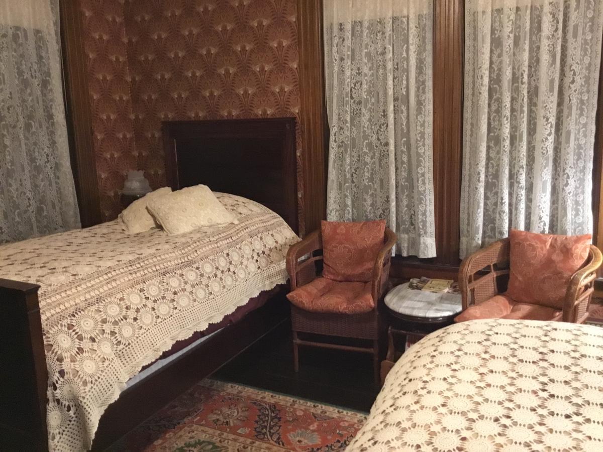 Allen House Inn Amherst Bagian luar foto