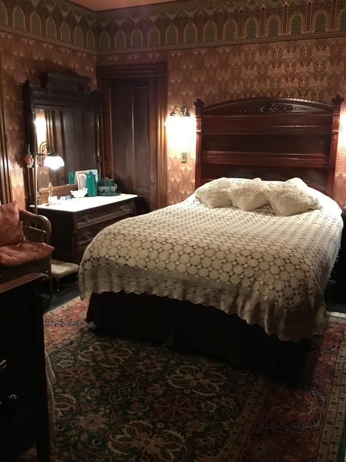 Allen House Inn Amherst Bagian luar foto