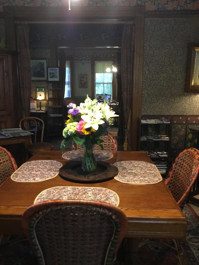 Allen House Inn Amherst Bagian luar foto